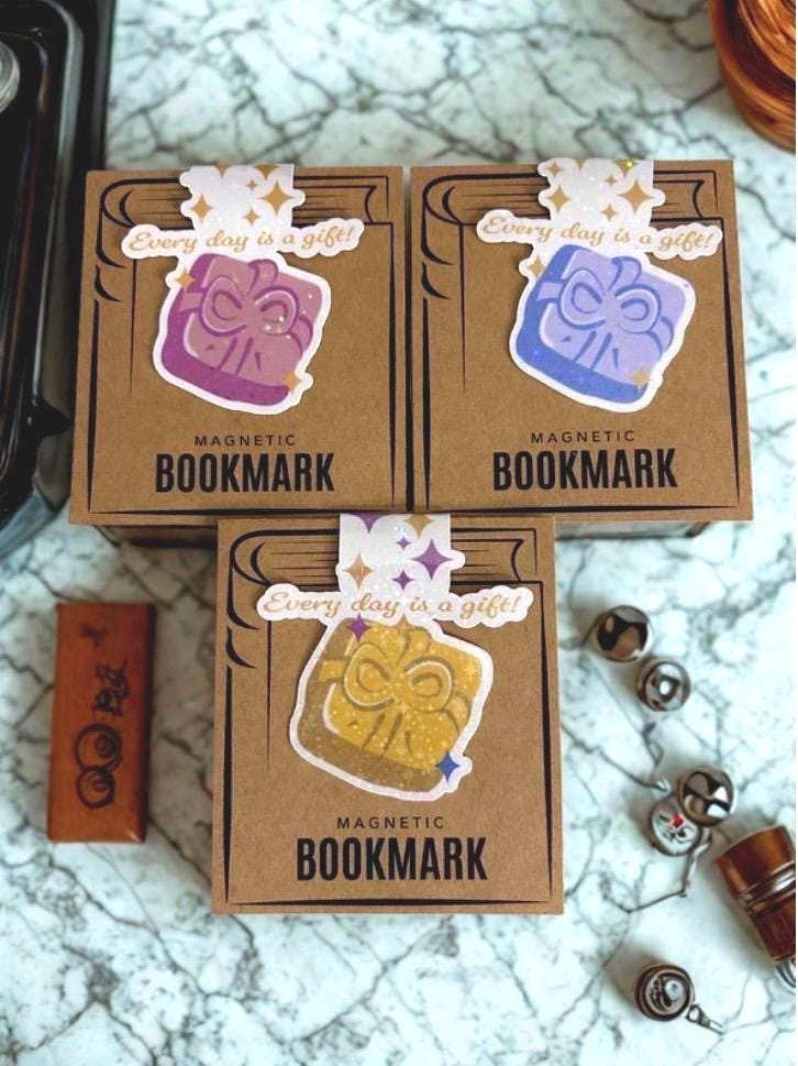 Faith-Based Holographic Reversible Magnetic Bookmark | Double-Sided Christian Bookmark | Planner Accessory | Devotional Page Holder