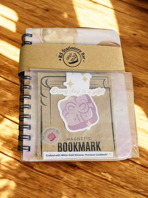 Abstract Pink Circle Notebook Set