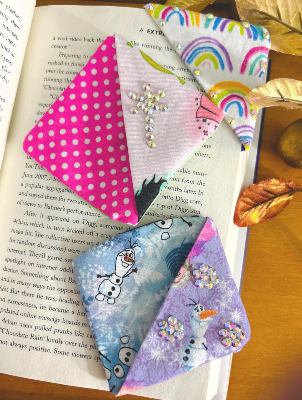 Personalized Corner Fabric Bookmark Set –  Custom Corner Bookmarks